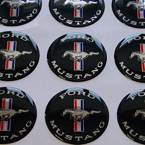 3D Diamond Tribar Aufkleber 50mm (schwarz) Ford Mustang 3D Diamond Tribar Aufkleber 50mm (schwarz) Ford Mustang