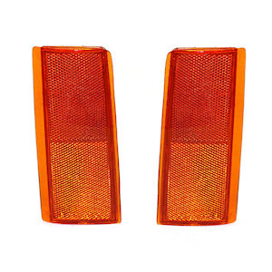 2 Front Corner Reflectors from LMC Truck for 88-98 GM Work Trucks