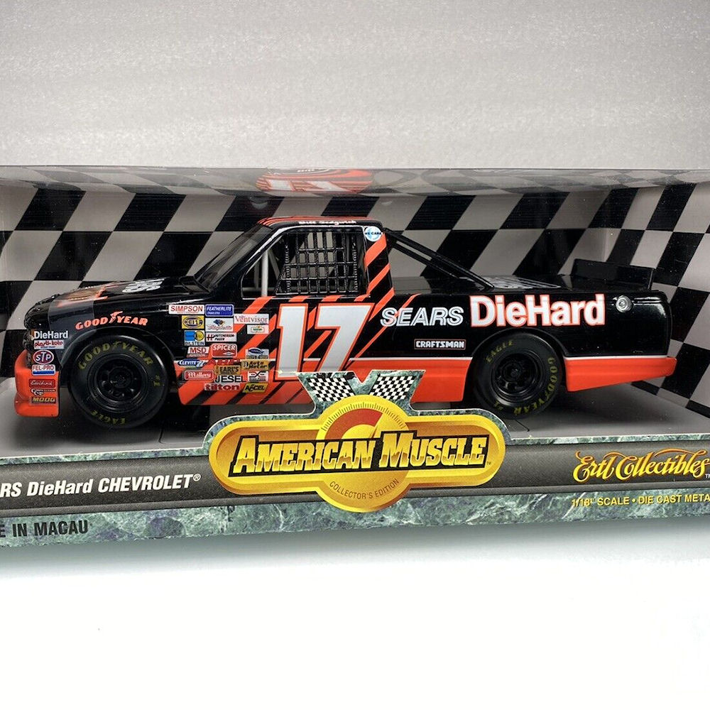 Die-Cast Model - 1996 NASCAR 17 Bill Sedgwick (Ertl) 1/18