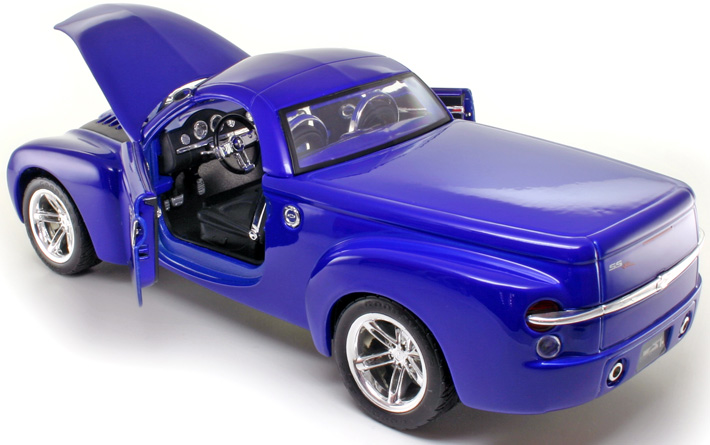 chevy ssr diecast model