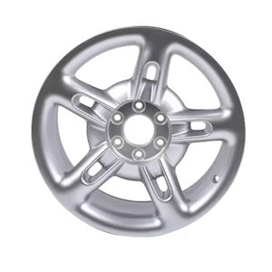1x Originale 19x8 Alufelge Silber für 2003-06 Chevy SSR 1x Originale 19x8 Alufelge Silber für 2003-06 Chevy SSR