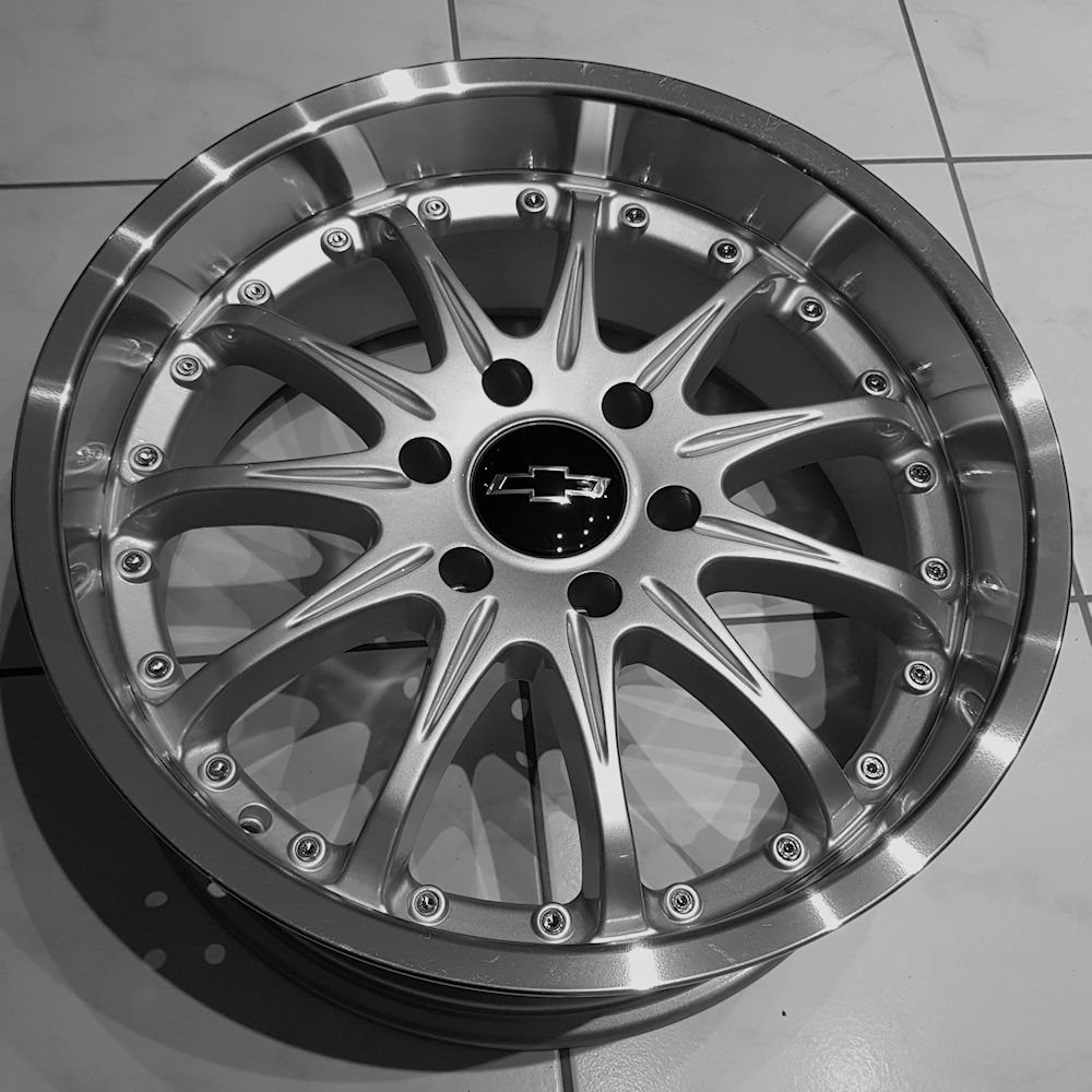 Felge - 20x8.5 Xtreme (silber) 88-25 GM Trucks/SUV 4WD