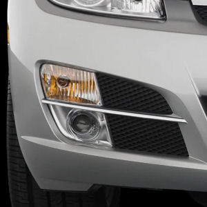 GM Front Bumper Molding Trim RH for 2007-10 Saturn Sky