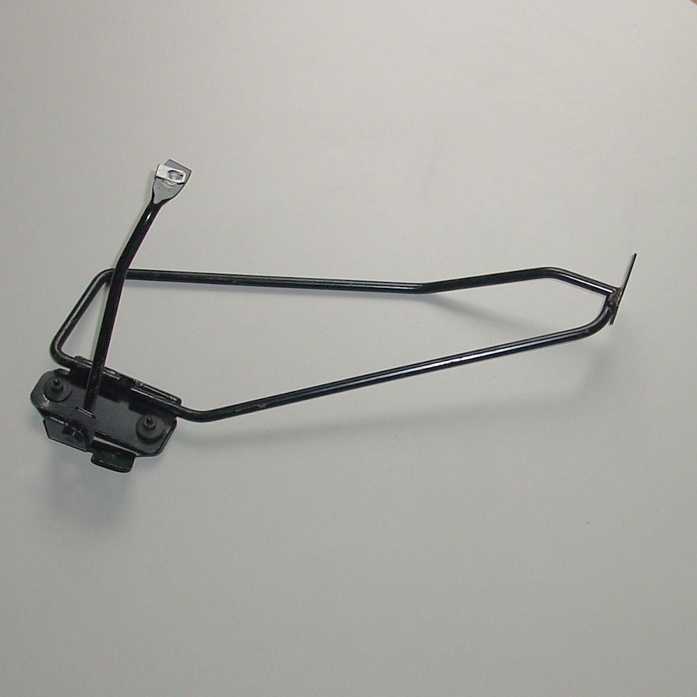 Front Fender Brace RH (OEM) 07-10 Saturn Sky