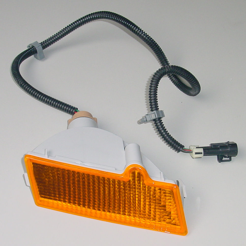 Original Parking Lamp RH from GM for 20032006 Chevrole