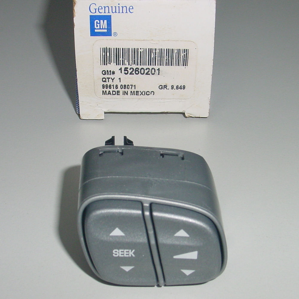 Lenkrad-Tasten RH (OEM) 03-06 Chevy SSR Roadster