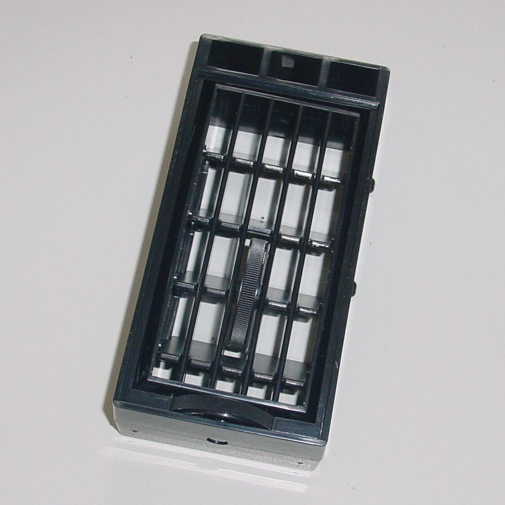 L�ftungsauslass Front RH (Repro) 88-94 GM Trucks