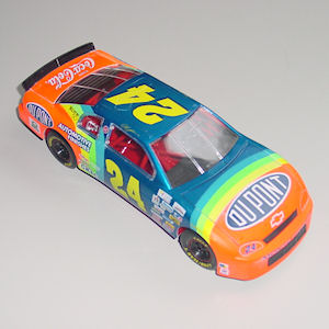 1996 NASCAR Dupont Rainbow Chevy Monte Carlo 24 Jeff Gordon Modellauto