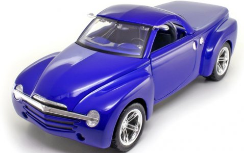 Modellauto von Maisto lizenziert von GM 2000 Chevy SSR Concept Modellauto von Maisto lizenziert von GM 2000 Chevy SSR Concept