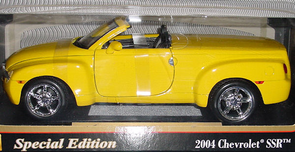 Modellauto - 2004 Chevy SSR (gelb) 1/18