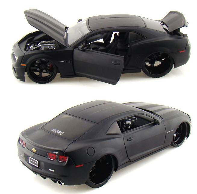 Modellauto - 2012 Chevy Camaro SS (schwarz) 1/18