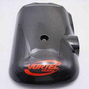 AZA Karbon-Motorabdeckung für 2001-06 Chevy Silverado AZA Karbon-Motorabdeckung für 2001-06 Chevy Silverado