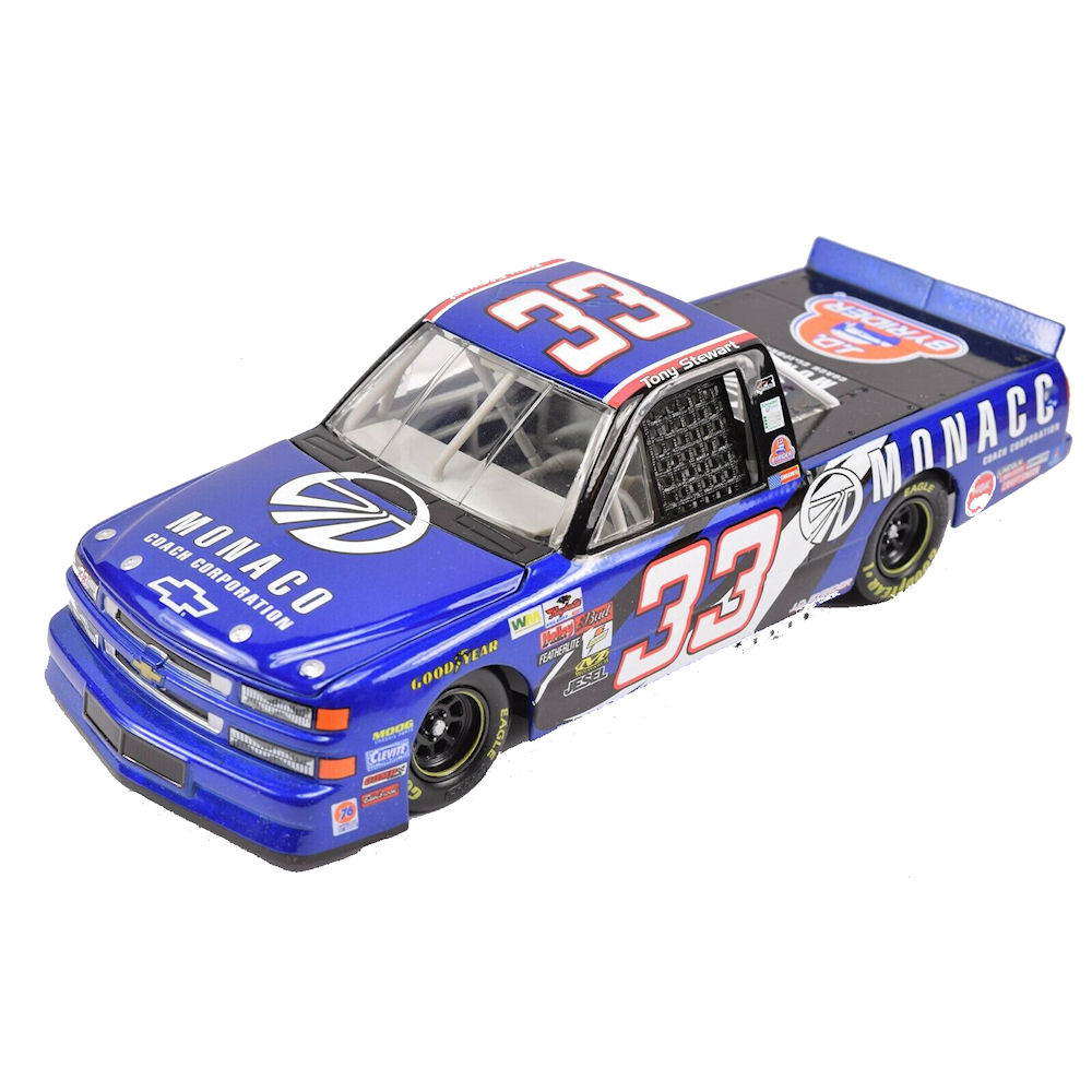 ミニカー NASCAR 2003 Chevy Race Truck 1/24 Kevin Harvick 1/24 #6 Looney Tunes Back In Action 2003
