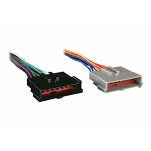 Metra Harness and Plug zu connect a Radio to the vehicl