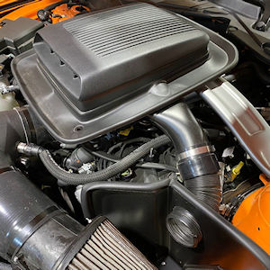 CDC Shaker Luftfiltersystem für 2018-23 Ford Mustang GT CDC Shaker Luftfiltersystem für 2018-23 Ford Mustang GT