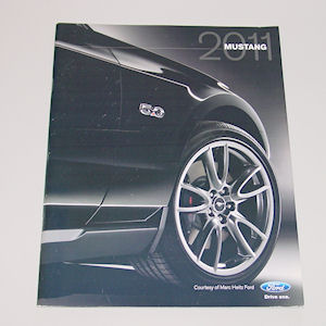 Neuwagenprospekt - 2011 Ford Mustang \(englisch\)
