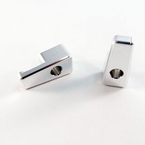 Kleiderhaken Aluminium \(poliert\) 79-04 Ford Mustang