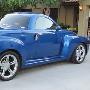 Kaminari Schwellerleisten für 2003-2006 Chevrolet SSR Kaminari Schwellerleisten für 2003-2006 Chevrolet SSR