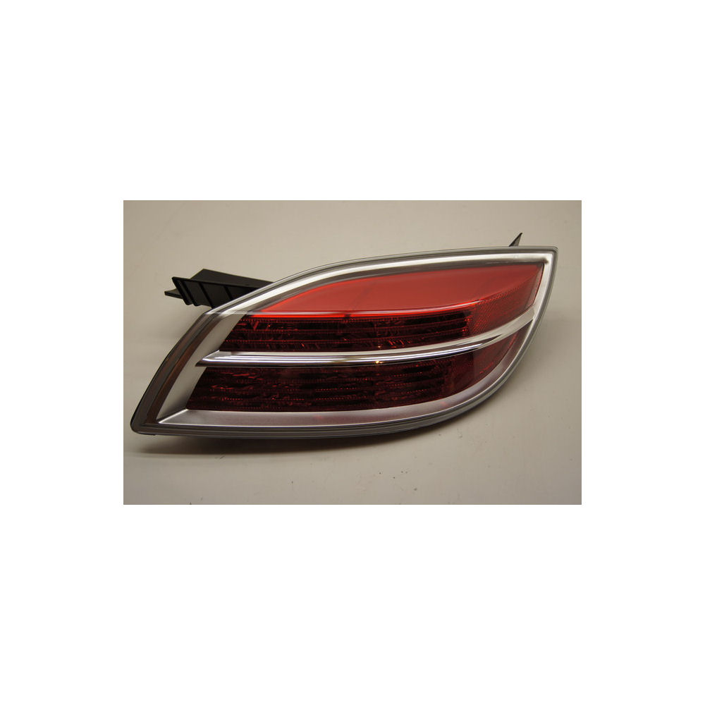 Tail Light RH (OEM) 07-10 Saturn Sky