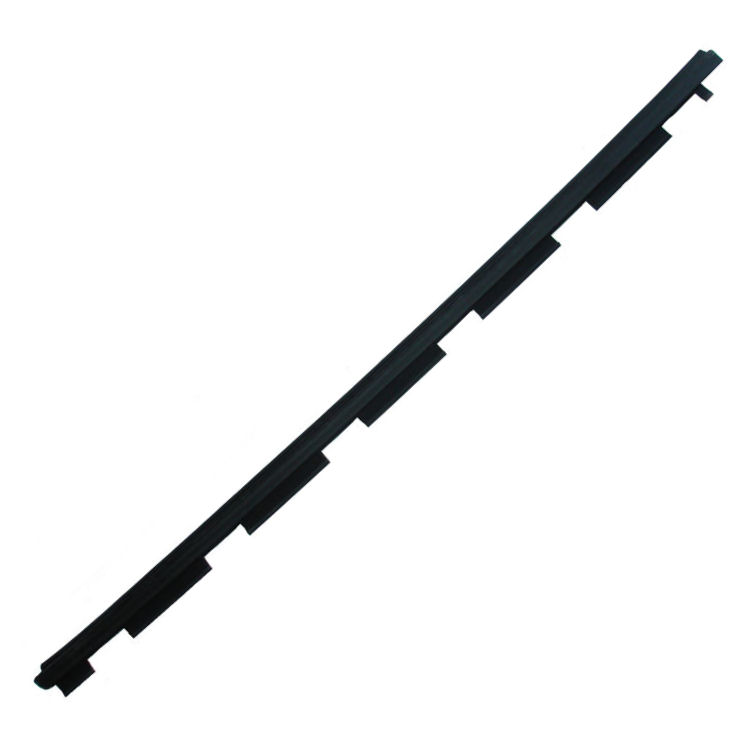 Weatherstrip - Front Door/Glass Outer RH (Repro) 88-99 GM