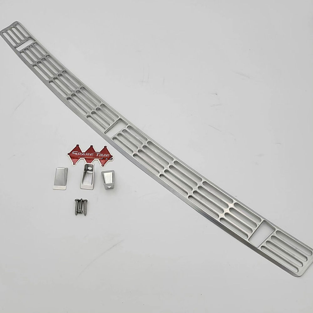 Windscreen Defrost Bezel (polished) 95-96 GM Trucks/SUV